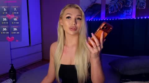 Mila online show from 04-09-26, 06:41