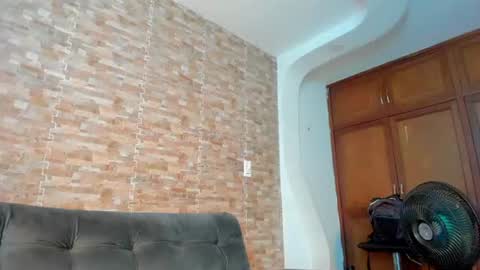 Snapshot of dreams_chloe chatting on 07-04-26, 05:46 dreams_chloe online show from 07-04-26, 05:46