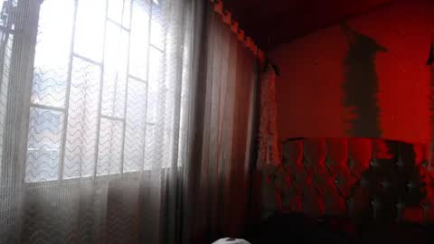 Sophia online show from 05-13-26, 07:33