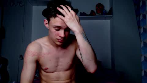 Snapshot of dreamyadam chatting on 06-07-26, 07:28 Adam Dream online show from 06-07-26, 07:28