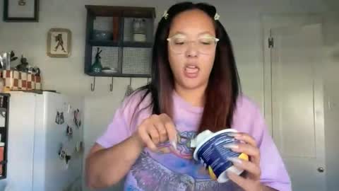 Snapshot of dreamyriri chatting on 03-07-26, 04:59 RIRI OR DREAMY online show from 03-07-26, 04:59