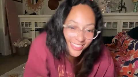 Snapshot of dreamyriri chatting on 03-19-26, 03:32 RIRI OR DREAMY online show from 03-19-26, 03:32