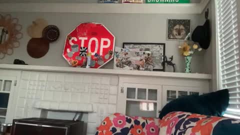 Snapshot of dreamyriri chatting on 04-16-26, 02:01 RIRI OR DREAMY online show from 04-16-26, 02:01