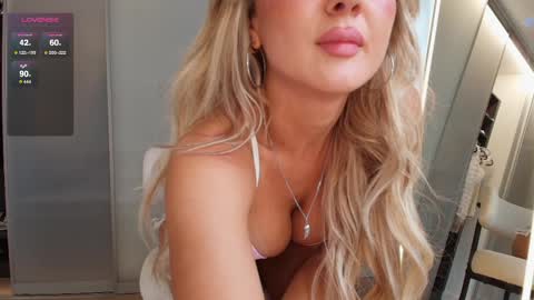 Lilah  online show from 06-01-26, 11:28