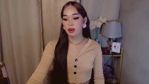 Dreyana online show from 11-15-25, 03:59