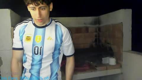 Snapshot of drmozo chatting on 04-25-26, 01:08 Alexander online show from 04-25-26, 01:08
