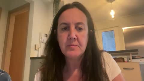 Snapshot of drresa chatting on 04-21-26, 05:06 Dr. Resa online show from 04-21-26, 05:06