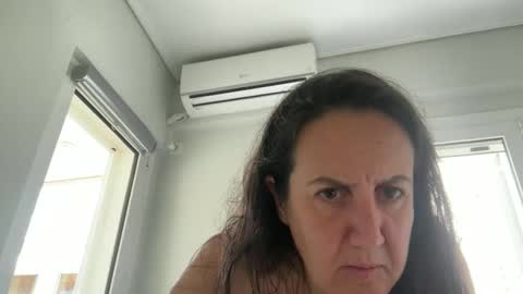 Snapshot of drresa chatting on 05-05-26, 09:17 Dr. Resa online show from 05-05-26, 09:17