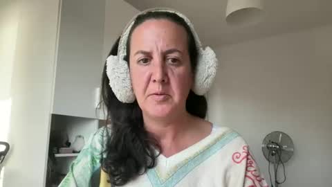 Snapshot of drresa chatting on 05-24-26, 04:34 Dr. Resa online show from 05-24-26, 04:34
