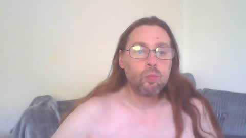 Snapshot of dukenucum73 chatting on 06-14-26, 03:58 chris online show from 06-14-26, 03:58