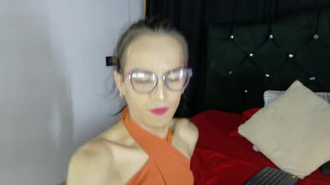 Dulce Alexandra online show from 05-21-26, 12:01