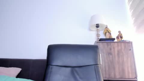 dulcepowl_lm online show from 04-09-26, 02:33