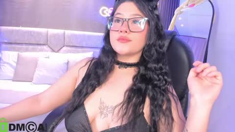 Dulce Rose online show from 04-30-26, 04:52