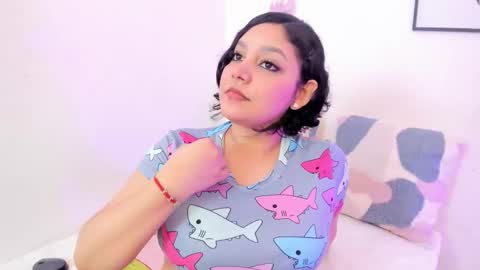 Snapshot of dullce77 chatting on 11-03-25, 07:26 Dulce online show from 11-03-25, 07:26