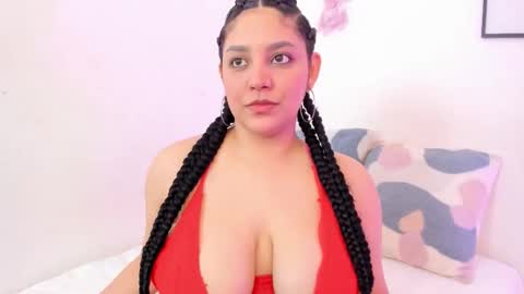 Snapshot of dullce77 chatting on 11-22-25, 07:35 Dulce online show from 11-22-25, 07:35