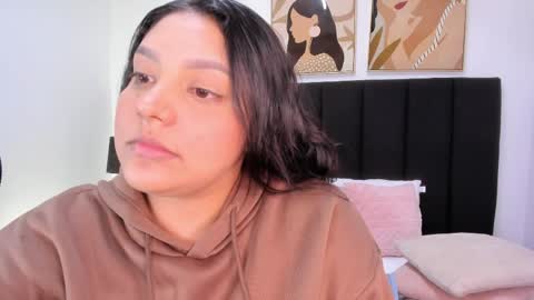 Snapshot of dullce77 chatting on 04-02-26, 07:33 Dulce online show from 04-02-26, 07:33