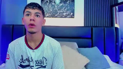 Thomas and Noah online show from 11-08-25, 03:18