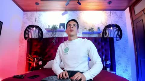 Dustin Sonne online show from 05-20-26, 03:34