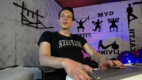 Dustin Sonne online show from 05-24-26, 03:22