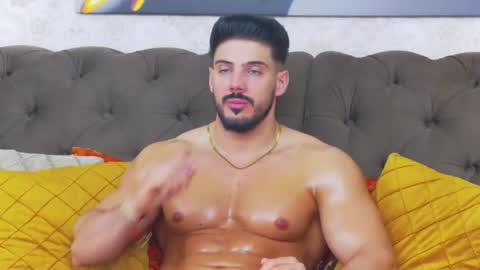 Dustin online show from 04-11-26, 05:56