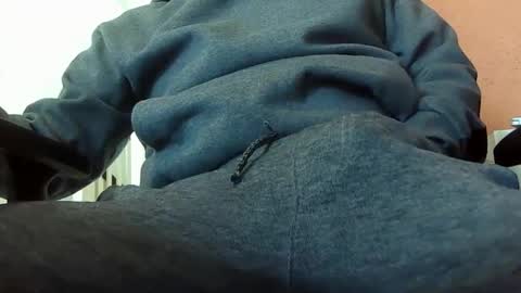 dweav240 online show from 02-20-25, 06:13