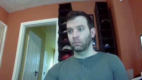 dweav240 online show from 10-30-25, 05:13