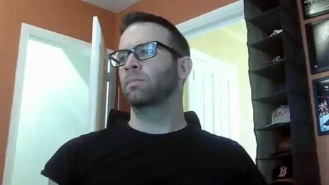 Snapshot of dweav240 chatting on 05-04-26, 06:48 dweav240 online show from 05-04-26, 06:48