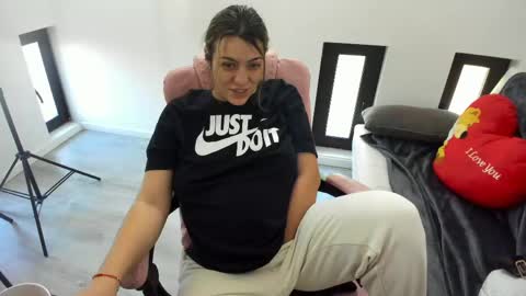 dayana online show from 05-13-26, 04:54