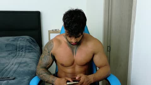 Snapshot of dylanrivera_ chatting on 05-20-26, 11:44 Dylan Rivera online show from 05-20-26, 11:44