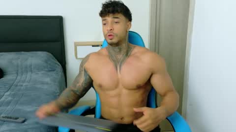 Snapshot of dylanrivera_ chatting on 06-03-26, 02:36 Dylan Rivera online show from 06-03-26, 02:36