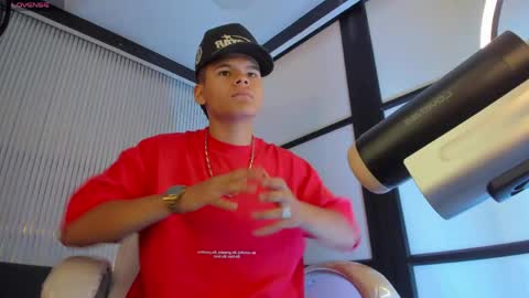 dylanroyce_ online show from 05-02-26, 01:16