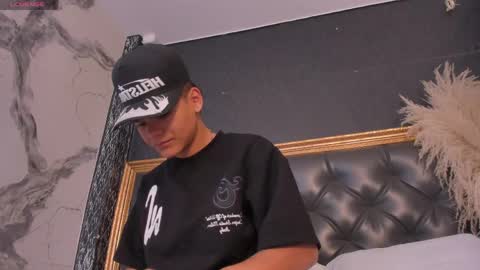 dylanroyce_ online show from 05-19-26, 01:39