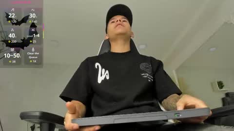 dylanroyce_ online show from 05-26-26, 01:07