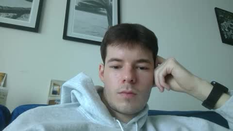 Snapshot of ealexk chatting on 06-10-26, 02:38 Alex online show from 06-10-26, 02:38
