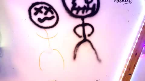 Kryztal Klear Jaxx online show from 12-08-24, 07:43