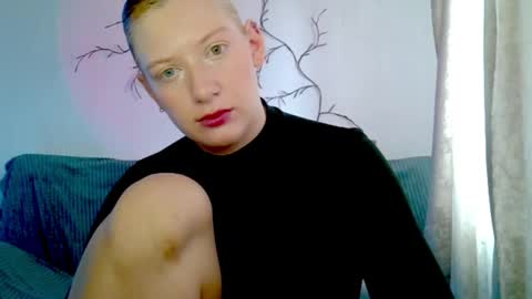 Lily online show from 04-29-26, 07:23