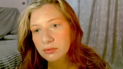 Lily online show from 07-08-26, 07:02