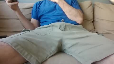 Snapshot of easyfrenchguy chatting on 02-16-26, 01:18 French Guy online show from 02-16-26, 01:18