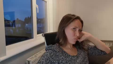 Nadia Ferreira  online show from 06-15-26, 08:44