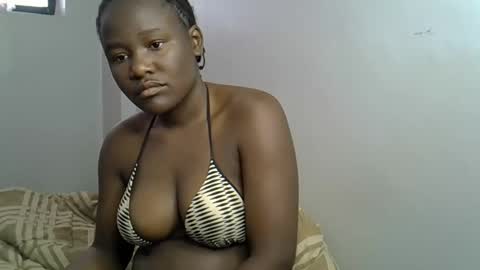 Queen online show from 02-10-26, 08:51