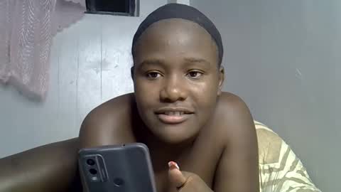 Queen online show from 02-14-26, 09:11