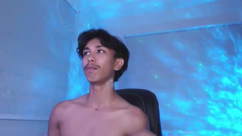 ebony_fuckboy online show from 10-23-25, 05:01