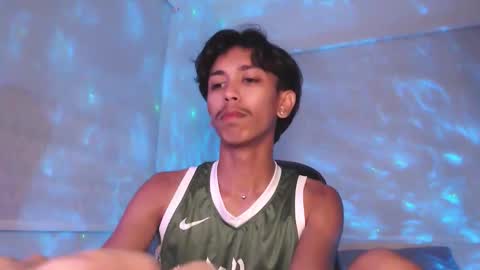 ebony_fuckboy online show from 10-25-25, 04:24