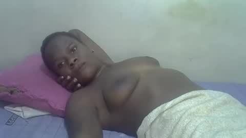 Snapshot of ebony_pearl59 chatting on 11-18-25, 04:22 ebony_pearl59 online show from 11-18-25, 04:22