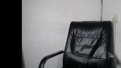 Lilly online show from 04-10-26, 08:46