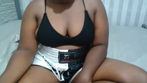 Snapshot of ebony_sabrina chatting on 01-18-26, 07:34 Sabrina online show from 01-18-26, 07:34