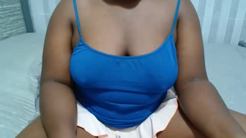Snapshot of ebony_sabrina chatting on 03-13-26, 09:27 Sabrina online show from 03-13-26, 09:27