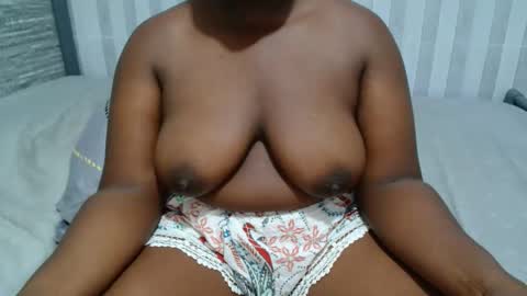 Snapshot of ebony_sabrina chatting on 03-19-26, 12:42 Sabrina online show from 03-19-26, 12:42