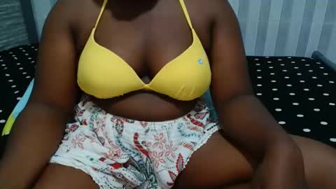 Snapshot of ebony_sabrina chatting on 04-14-26, 07:36 Sabrina online show from 04-14-26, 07:36