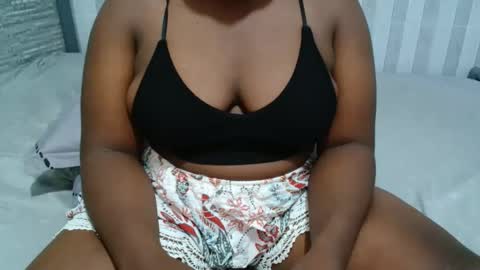 Snapshot of ebony_sabrina chatting on 04-28-26, 09:14 Sabrina online show from 04-28-26, 09:14